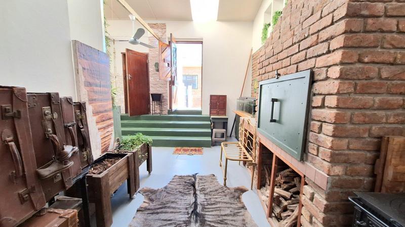 5 Bedroom Property for Sale in Reebok Western Cape